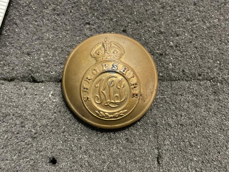 K.S.L.I button made by Pitt