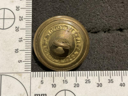 Generals rank large gilded brass button by pitt