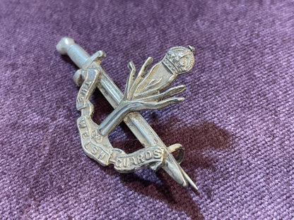 1915 dated The Welsh Guards silver sweetheart brooch