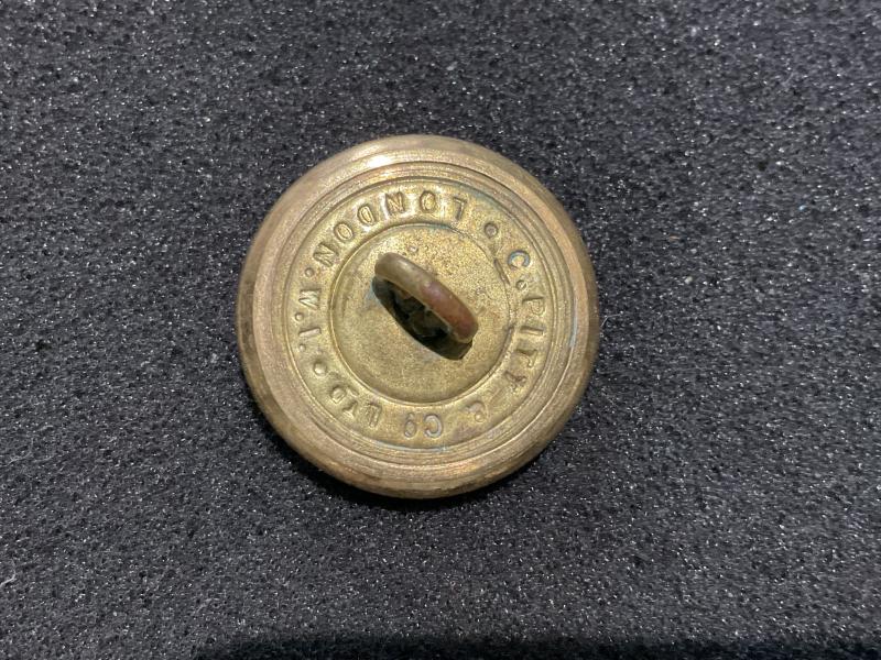 WW2 R.C.A.P.C officers gilt tunic button