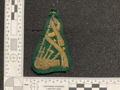 Gradia Militaria -  Scottish bagpipes musicians gold bullion sleeve badge