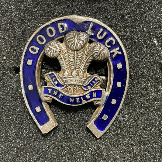 Gradia Militaria -  WW1 The Welsh Fusiliers Good Luck sweetheart