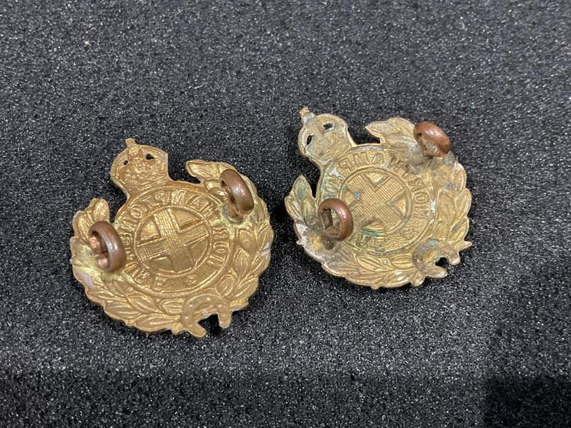 Post 1902 Northamptonshire Regiment collar badges