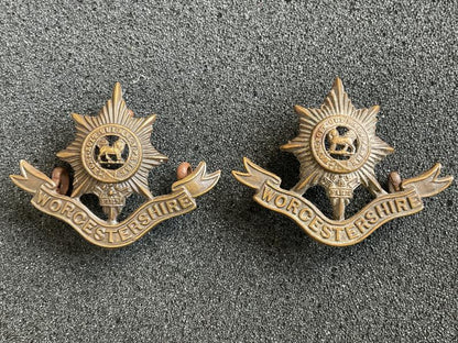 Gradia Militaria -  WW1 The Worcestershire Regiment O.S.D collars