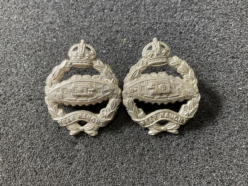 Gradia Militaria -  WW2 Royal Tank Regiment collar badges