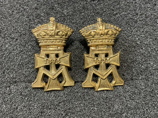 Gradia Militaria -  The Green Howards , brass ORs collar badges