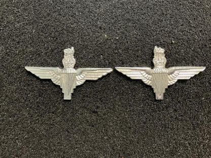 Gradia Militaria -  Anodised other ranks Parachute Regiment collar badges