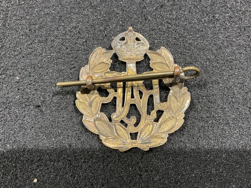WW2 R.A.F other ranks brass cap badge