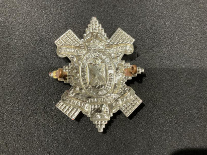 WW2 9th Battalion Glasgow Highlanders Glengarry badge