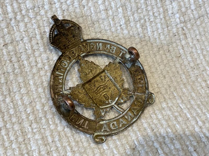WW1 1st Depot Bn Nova Scotia Regiment cap badge