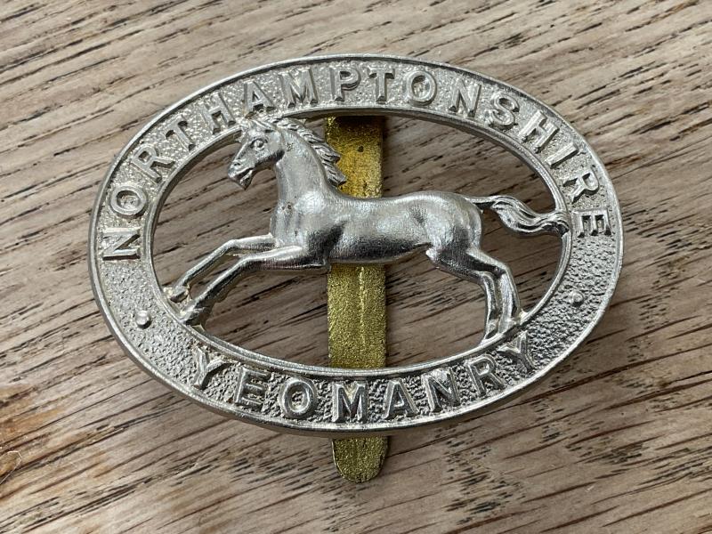 Gradia Militaria -  WW2 Northamptonshire Yeomanry cap badge by Gaunt