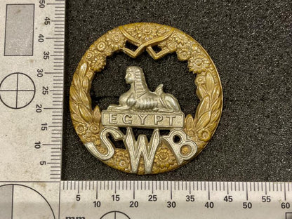 Gradia Militaria -  Victorian/ Edwardian South Wales Borderers cap badge