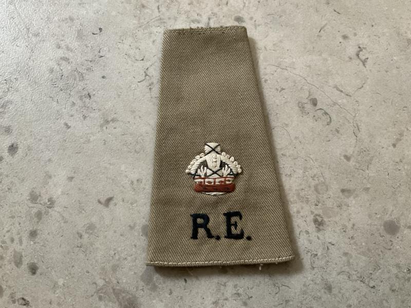 Gradia Militaria -  WW2 Indian theatre R.E Majors shoulder slide