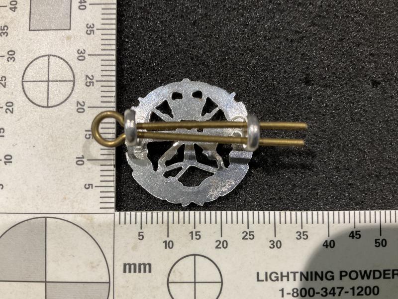 Small arms School officers small beret/field service badge