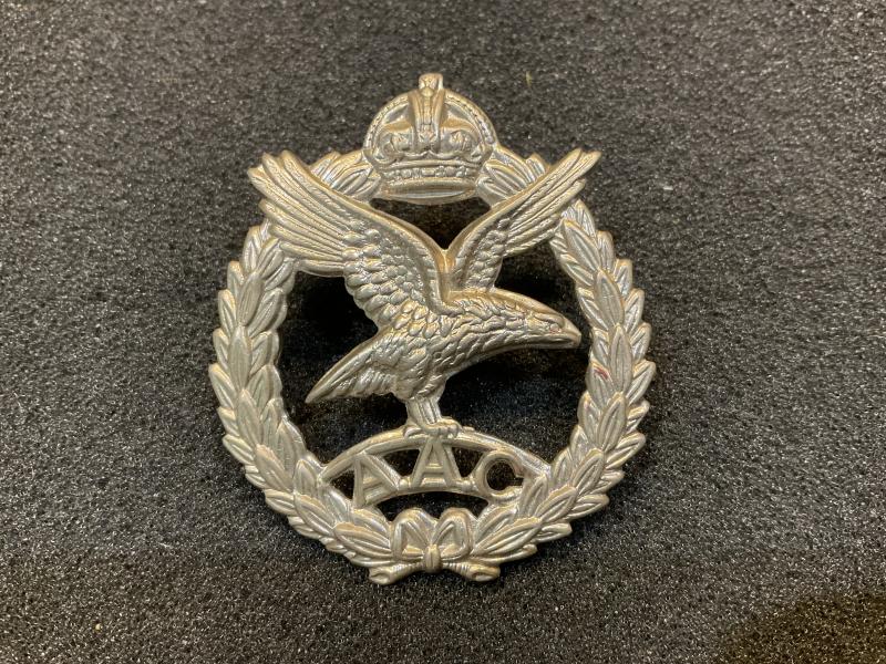 Gradia Militaria -  WW2 Army Air Corps beret badge