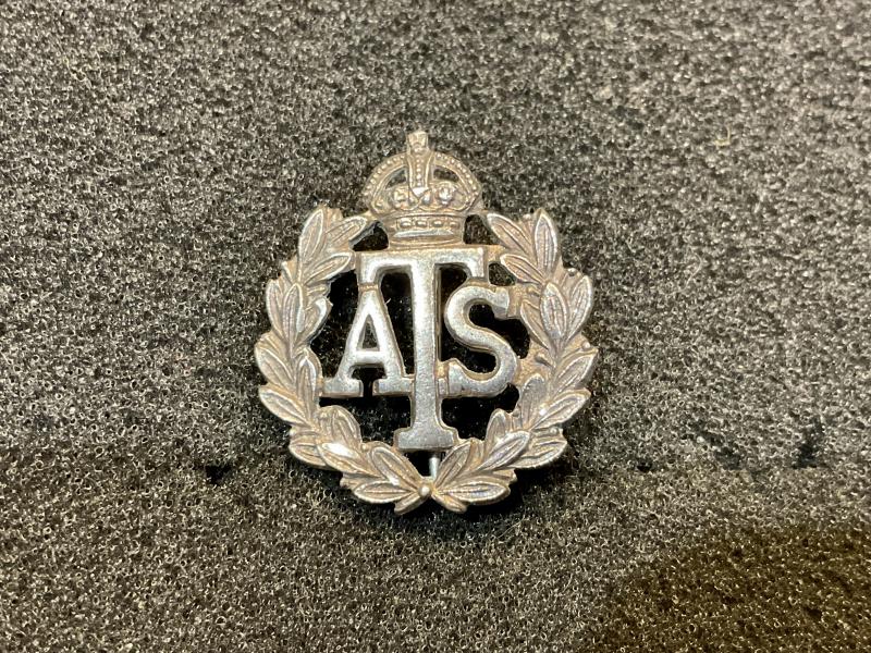 Gradia Militaria -  WW2 A.T.S officially issued silver badge
