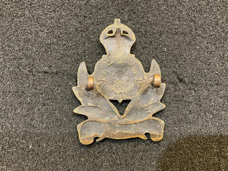 WW2 Intelligence Corps bronzed O.S.D cap badge