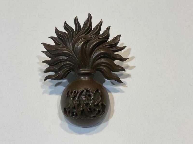 Gradia Militaria -  WW1/2 H.A.C Officers service dress cap badge