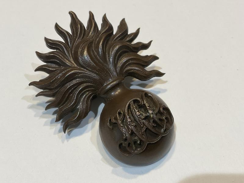 WW1/2 H.A.C Officers service dress cap badge