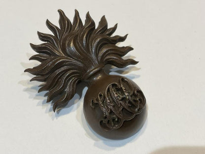 WW1/2 H.A.C Officers service dress cap badge