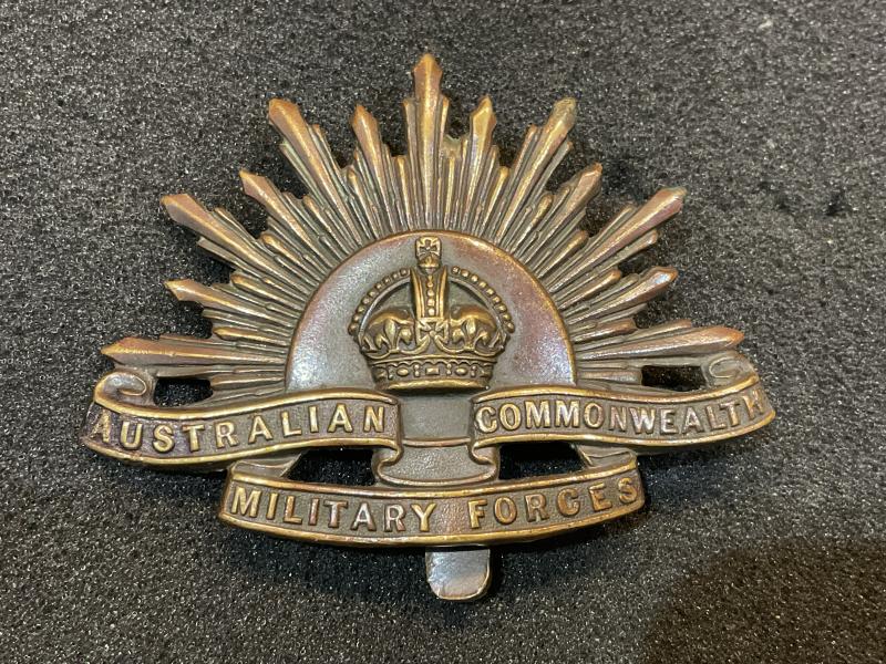 Gradia Militaria -  WW1 Australian Rising Sun cap badge by TIPTAFT