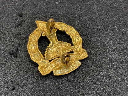 Australian Army Education Corps Q/C collar badge