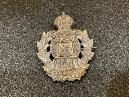 Gradia Militaria -  WW1 CEF 104th Infantry Battalion collar/sweetheart