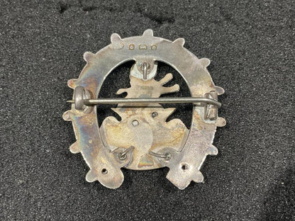 1904 Hallmarked 7th Dragoon Guards horse shoe brooch