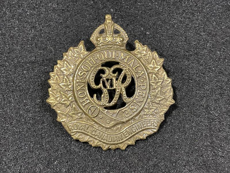 Gradia Militaria -  WW2 Royal Canadian Engineers cap badge by BIRKS