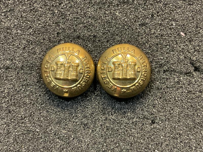 Gradia Militaria -  WW1/2 officers 5th Royal Inniskilling Fusiliers hat buttons