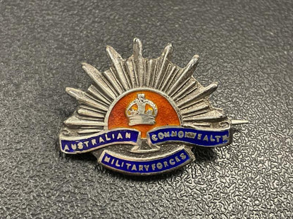 Gradia Militaria -  WW1/2 Australian Military Forces silver & enamel sweetheart.