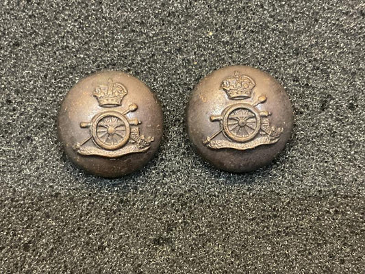 Gradia Militaria -  Royal Artillery officers service dress cap bronzed buttons
