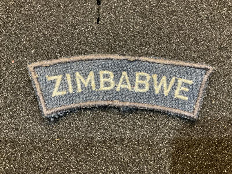 Gradia Militaria -  ZIMBABWE Air Force cloth shoulder title