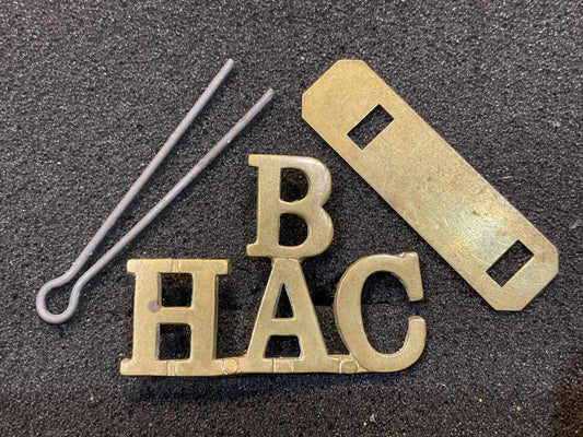 Gradia Militaria -  Honourable Artillery Company B Battery shoulder title