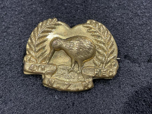 Gradia Militaria -  WW1 4th New Zealand Otago Rifle Regiment sweetheart