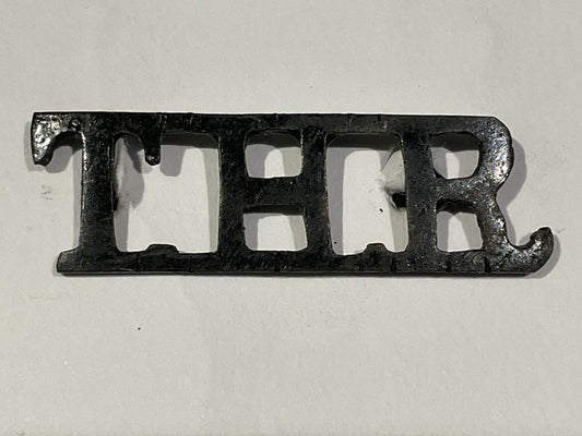 Gradia Militaria -  Post 1937 The Tower Hamlets Rifles officers shoulder title