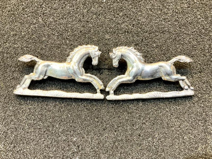 Gradia Militaria -  Officers 3rd Kings Own Hussars collar badges