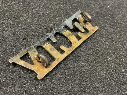 Earl of Chesters Imperial Yeomanry brass title