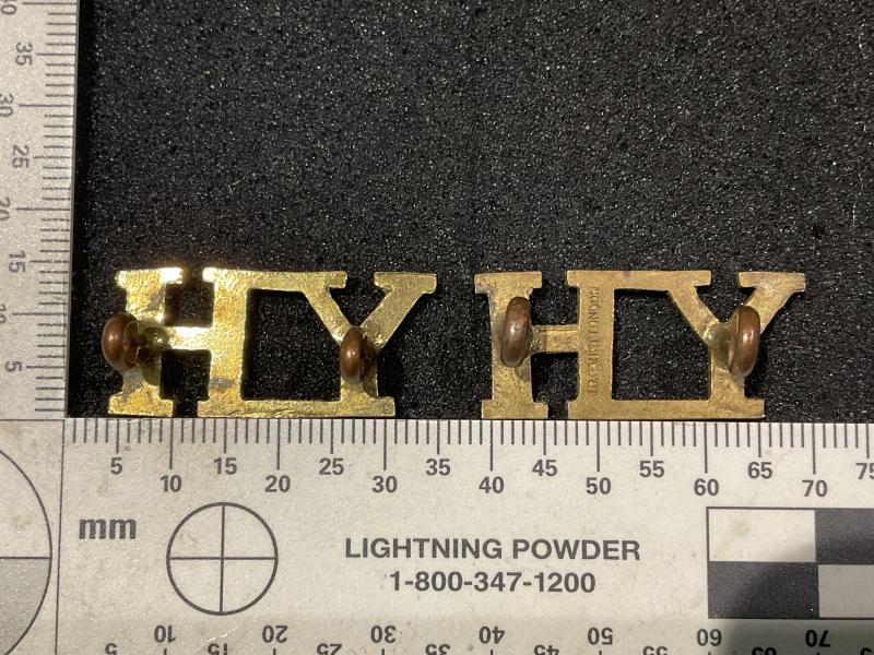 Yorkshire Hussars brass shoulder titles