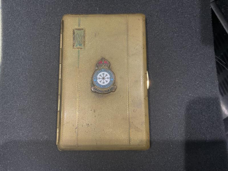 Gradia Militaria -  WW2 No 93 Squadron R.A.F monogrammed cigarette case