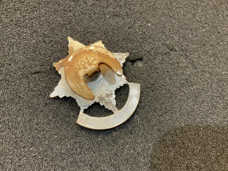 4th/7th Royal Dragoon Guards Association lapel badge