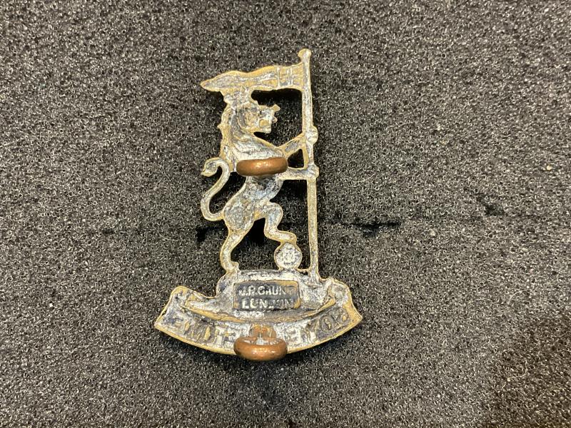 WW1 N.Z Rifle Brigade cap badge by Gaunt