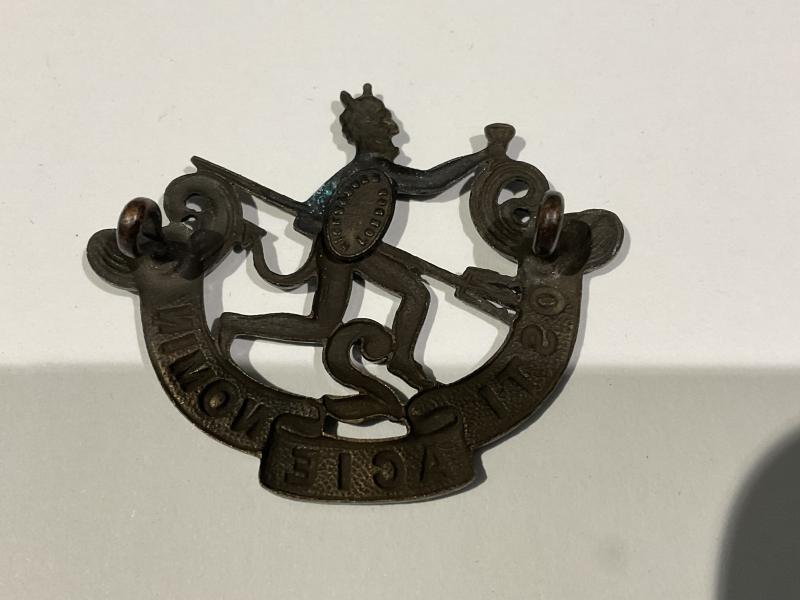 WW1 CEF 90th (Winnipeg Rifles) Black Devils cap badge