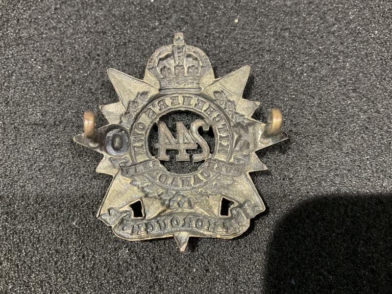 WW1 244th Inf Batt, Kitcheners Own Canada cap badge