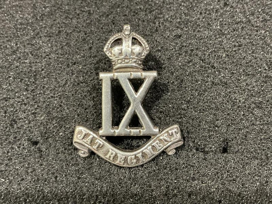 Gradia Militaria -  9th JAT Regt Officers solid silver 1925 dated cap badge