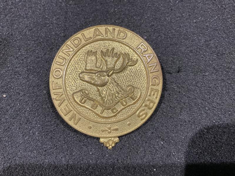 Gradia Militaria -  Newfoundland Rangers (Ubique) cap badge 1935-49