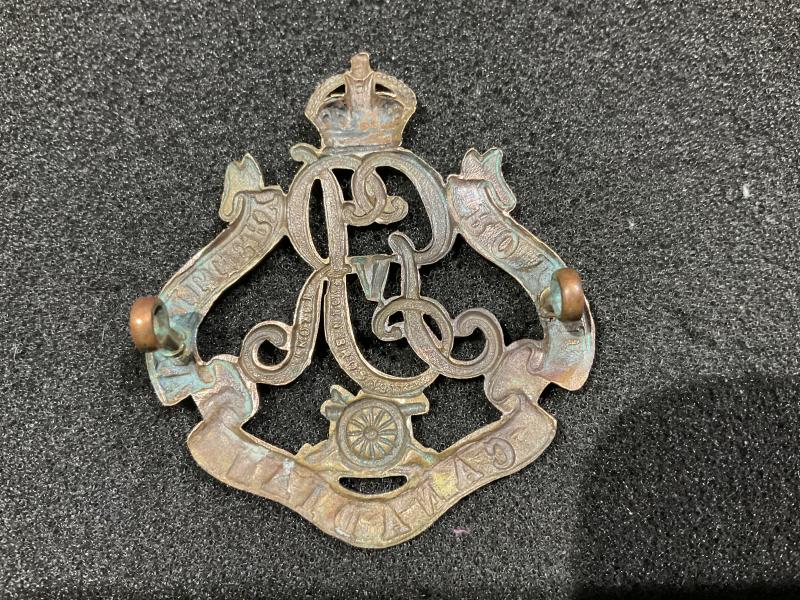 WW1 Royal Canadian Horse Artillery 1917 dated cap badge