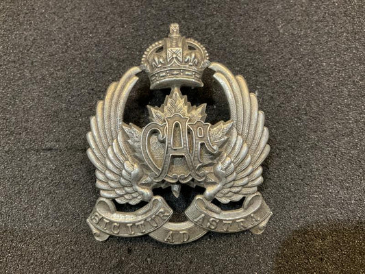 Gradia Militaria -  Canadian Army Air Force (CAA) cap badge 1920-24