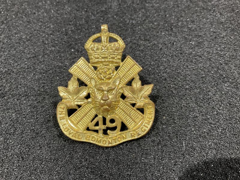 Gradia Militaria -  Canadian Edmonton Regiment 1946-52 cap badge