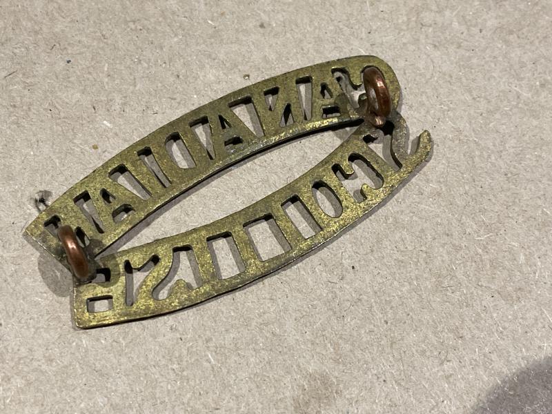 WW2 CANADIAN SCOTTISH brass shoulder title